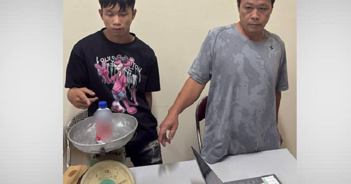 Bắt 8 đối tượng trong vụ vận chuyển gần 2kg thủy ngân giấu trong chai nước ngọt