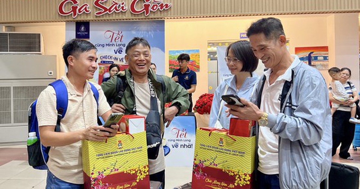 Tặng tiền, quà, vé về quê cho người lao động Tết Đinh Mùi 2027