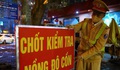 Hỗ trợ thanh niên vi phạm nồng độ cồn có ý định tự tử về nhà an toàn