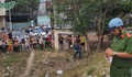Hiện trường thi thể nam giới đang phân hủy trôi dạt vào chân cầu Xóm Bóng