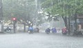 Chiều nay Hà Nội mưa dông kèm lốc sét