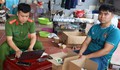 Khởi tố chủ cơ sở sản xuất mỹ phẩm giả đã bán hơn 100.000 đơn hàng trên Shopee, TikTok