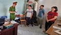 Mua bán trái phép hóa đơn, giám đốc và kế toán công ty bị khởi tố