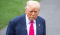 Tổng thống Mỹ Donald Trump bị suy tĩnh mạch