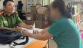 Suýt mất 60 triệu đồng vì 'món quà' của Việt kiều Mỹ