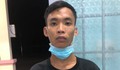 Đang ngồi tâm sự với bạn gái thì bị cướp tấn công