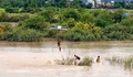 Máy bay không người lái được thiết kế thế nào để cứu được người trong nước lũ?
