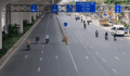 Xe máy 'đại náo' làn ô tô trên đường Phạm Văn Đồng: Do thiếu điểm quay đầu?
