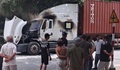 Người đàn ông đâm đôi nam nữ rồi tự thiêu trên xe container