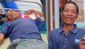 Người đàn ông trôi dạt gần 38 giờ giữa biển, vợ bật khóc khi chồng trở về