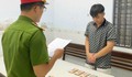 Trộm 133 triệu đồng trong ô tô, thanh niên mang 20 triệu về đưa mẹ