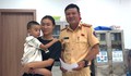 Cảnh sát Hải Phòng 'mở đường' đưa bé trai bị co giật đến viện cấp cứu