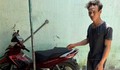 Bắt giữ kẻ dùng kéo đe dọa cướp xe máy giữa ruộng mía