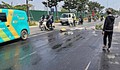 Danh tính tài xế xe cẩu để dầu tràn ra đường, nhiều người trượt ngã