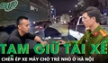 Tạm giữ tài xế xe bán tải chèn ép xe máy chở trẻ nhỏ ở Hà Nội