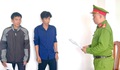 Khởi tố 2 người đàn ông đánh hàng xóm vì tiếng hát karaoke