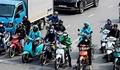 Hà Nội: Số lượng xe xăng 'áp đảo', chuyển đổi xe điện còn nhiều rào cản