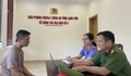 Đi bộ qua đường gây tai nạn, người đàn ông bị khởi tố