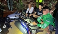Thiếu niên 17 tuổi lái xe trong tình trạng phê ma túy, mang theo kiếm trên Quốc lộ 6