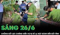 Chồng bất lực chứng kiến vợ bị kẻ lạ mặt đánh đến bất tỉnh, hé lộ nguồn cơn gây phẫn nộ