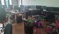 Triệt phá xưởng ‘hack’ tài khoản Facebook để bán kiếm lời