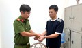 Nhờ người cùng thôn xin việc cho vợ, nam thanh niên bị lừa tiền