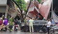 Ngôi nhà 2 tầng bất ngờ đổ sập trong lúc nhà liền kề đang thi công, phá dỡ ở Bắc Ninh