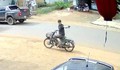 Bị đòi 500 nghìn sau khi nhờ chuyển khoản, thanh niên rút súng dọa bắn người