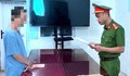 Đến nhà người quen chơi, gã đàn ông dâm ô bé gái 7 tuổi