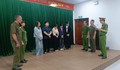 Đóng giả bác sĩ, dọa có bệnh để 'dụ' chị em đi chăm sóc 'vùng kín'