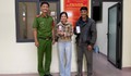Bất ngờ nhận được 200 triệu đồng, người phụ nữ liền báo công an để trả lại