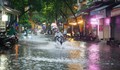 Chiều nay mưa dông bao phủ Hà Nội 