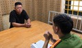 Va chạm giao thông, gã đàn ông đánh phụ nữ và cưỡng đoạt tiền