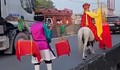 Công an xác minh nhóm người hóa trang 'thầy trò Đường Tăng' cưỡi ngựa giữa phố