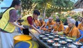 Vầng Trăng Khuyết tổ chức 2.000 bữa ăn mùa Vu Lan