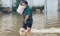 Hết mưa nhưng lũ trên các sông vẫn ở mức báo động, ngập lụt nhiều nơi còn kéo dài
