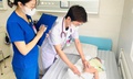 B&#233; g&#225;i ch&#224;o đời kh&#244;ng hậu m&#244;n