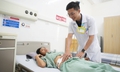 Gi&#224;nh sự sống cho người phụ nữ sốc mất m&#225;u, vỡ thận độ V sau tai nạn giao th&#244;ng 