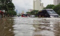 Hà Nội đang có những điểm ngập sâu nào phương tiện không thể lưu thông?