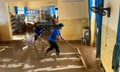 Bí quyết dọn nhà sau lũ sạch và an toàn