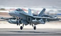 Máy bay EA-18G Growler của Mỹ rơi xuống vịnh San Diego