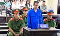 Kinh hãi 'kẻ thủ ác' rút dao nhọn đâm loạn xạ 2 người tử vong vì bị vây đánh trong lúc ngủ