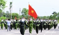 Nữ chiến sĩ Công an luyện tập dưới nắng hè, sẵn sàng cho lễ diễu binh A80