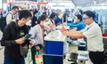 Hàng trăm chuyến bay bị hủy, tỷ lệ đúng giờ của ngành hàng không giảm mạnh