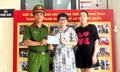 Chuyển khoản nhầm 200 triệu, người phụ nữ Hải Phòng được công an tỉnh bạn tìm giúp