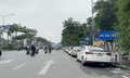 27 ô tô 'nằm im' sau biển cấm đỗ, đường Giải Phóng bị chiếm trọn 1 làn xe