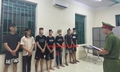 Khởi tố nhóm thanh niên chửi bới, ném vỏ chai vào xe ô tô đang lưu thông