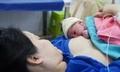 Nu&#244;i con bằng sữa mẹ trong 1000 ng&#224;y đầu đời – ch&#236;a kh&#243;a giảm suy dinh dưỡng ở miền n&#250;i