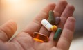 Thời điểm uống vitamin trước hay sau bữa ăn để hấp thu tốt hơn?