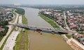 Chuyên gia lo ngại xây đường sắt đô thị dọc sông Hồng ảnh hưởng hành lang thoát lũ